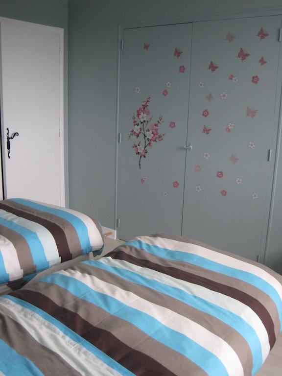 Chambres D'Hotes La Pinderie Val-Couesnon Номер фото